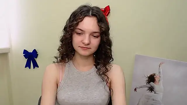 Snapshot of _SusieSu_ chatting on 02-22-25, 10:29 SusieSu online show from 02-22-25, 10:29