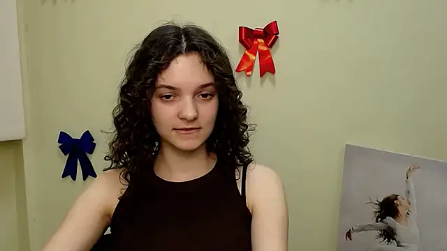 Snapshot of _SusieSu_ chatting on 02-25-25, 01:06 SusieSu online show from 02-25-25, 01:06