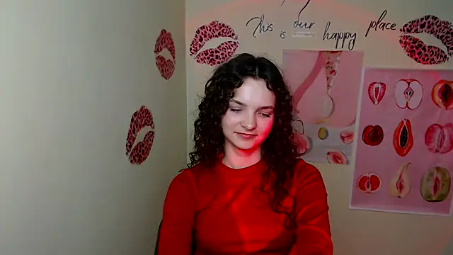 Snapshot of _SusieSu_ chatting on 03-08-25, 05:07 SusieSu online show from 03-08-25, 05:07