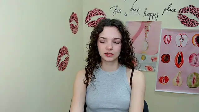 Snapshot of _SusieSu_ chatting on 03-10-25, 07:10 SusieSu online show from 03-10-25, 07:10