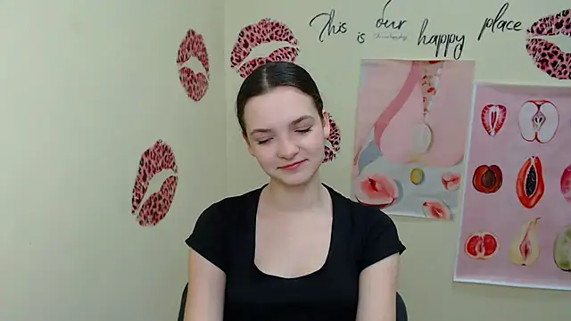 Snapshot of _SusieSu_ chatting on 03-17-25, 12:57 SusieSu online show from 03-17-25, 12:57