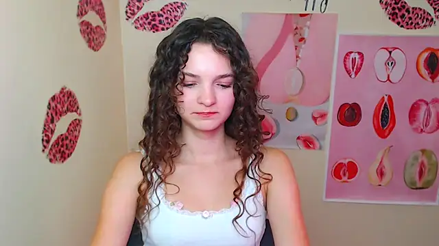 Snapshot of _SusieSu_ chatting on 09-12-25, 12:38 SusieSu online show from 09-12-25, 12:38