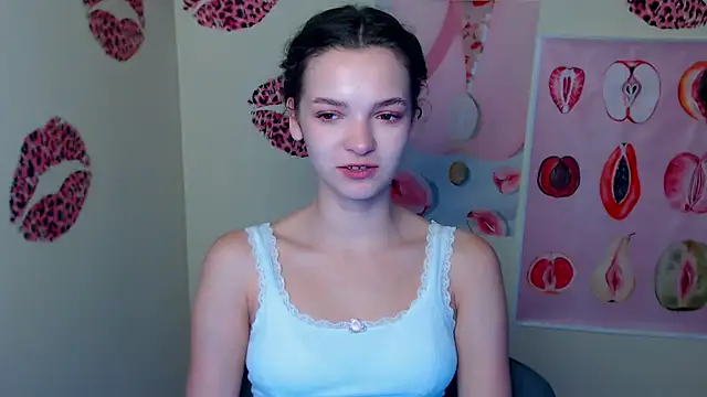 Snapshot of _SusieSu_ chatting on 10-02-25, 06:20 SusieSu online show from 10-02-25, 06:20