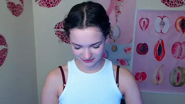 Snapshot of _SusieSu_ chatting on 10-03-25, 06:32 SusieSu online show from 10-03-25, 06:32