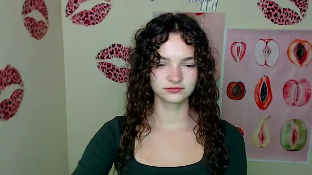 Snapshot of _SusieSu_ chatting on 10-06-25, 06:33 SusieSu online show from 10-06-25, 06:33