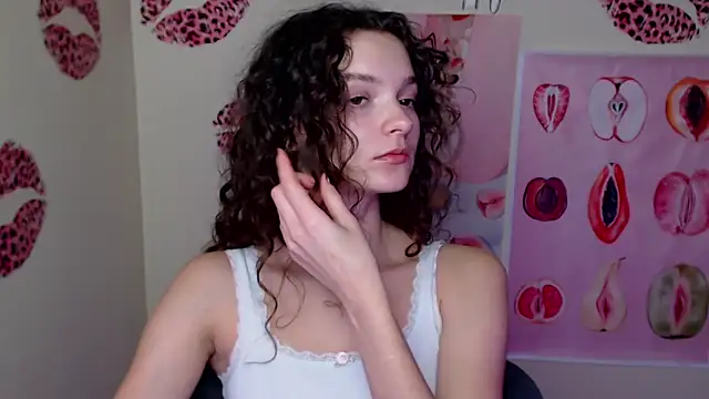 Snapshot of _SusieSu_ chatting on 10-19-25, 06:52 SusieSu online show from 10-19-25, 06:52