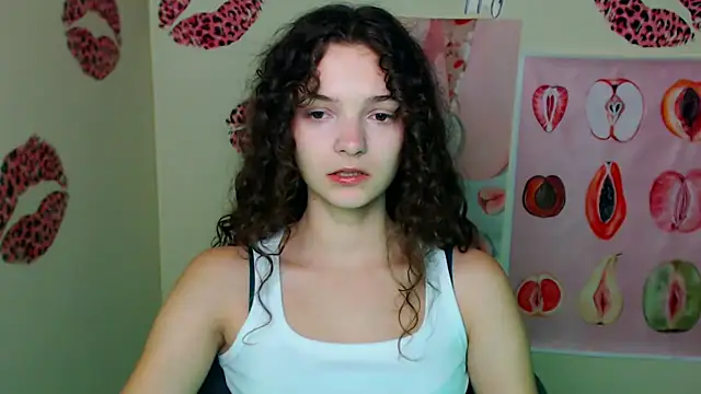 Snapshot of _SusieSu_ chatting on 10-22-25, 06:46 SusieSu online show from 10-22-25, 06:46