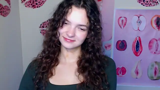 Snapshot of _SusieSu_ chatting on 11-04-25, 07:29 SusieSu online show from 11-04-25, 07:29