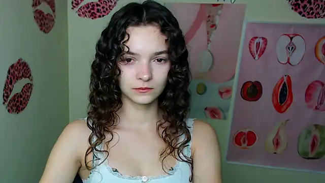 Snapshot of _SusieSu_ chatting on 11-29-25, 06:16 SusieSu online show from 11-29-25, 06:16