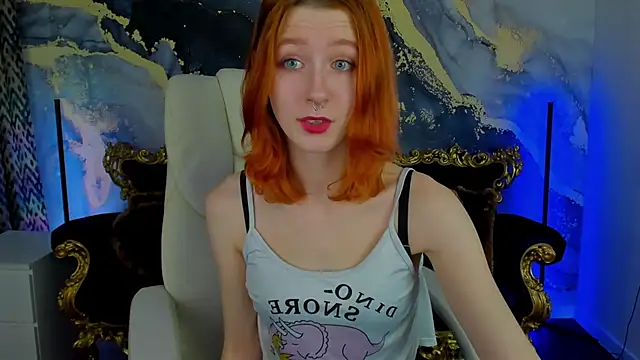 Snapshot of MagicLilu chatting on 12-15-24, 08:36 MagicLilu online show from 12-15-24, 08:36