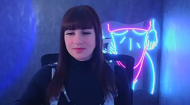 Snapshot of Violla_My chatting on 02-08-25, 06:33 Violla My online show from 02-08-25, 06:33