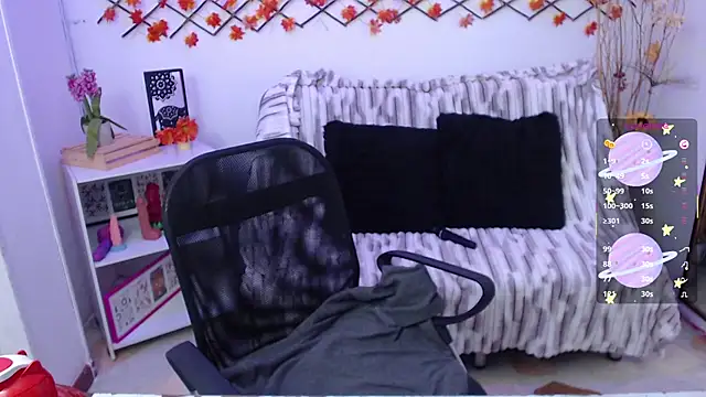 Snapshot of Debbie_Morgan chatting on 02-08-26, 11:46 Debbie Morgan online show from 02-08-26, 11:46