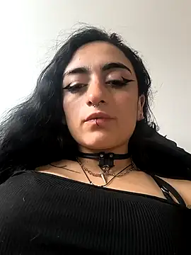 Lila Desiree online show from 04-25-26, 04:15