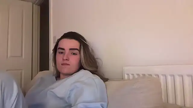 maisiesmithx online show from 03-24-26, 12:37