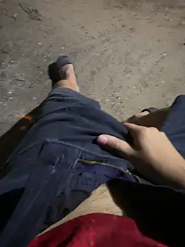 Snapshot of Erick-90 chatting on 02-26-26, 04:44 Erick-90 online show from 02-26-26, 04:44