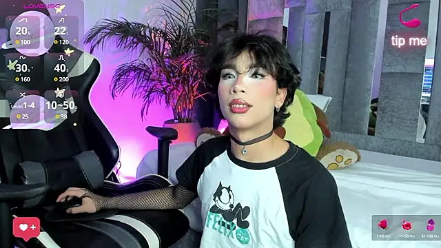 sue   0 online show from 12-04-24, 02:04