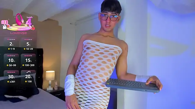 Dark hairy  online show from 09-26-25, 04:38