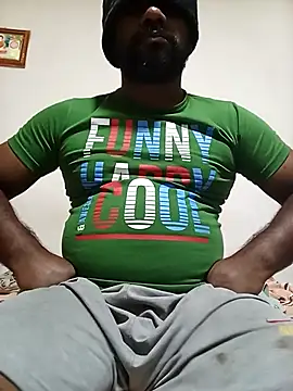 Nogeris20 online show from 10-31-25, 04:41