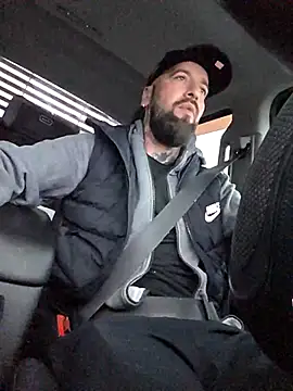 Beardedtattood online show from 10-30-25, 12:17