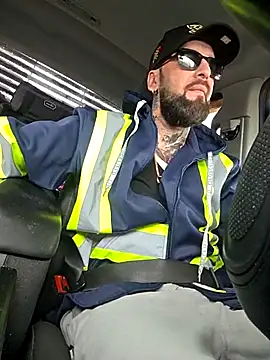 Beardedtattood online show from 11-09-25, 03:21