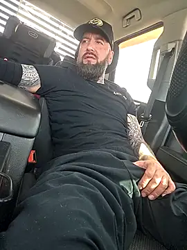 Beardedtattood online show from 03-09-26, 05:28