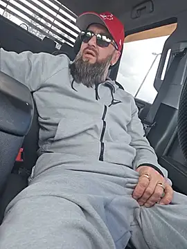 Beardedtattood online show from 06-19-26, 01:48