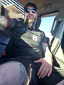 Beardedtattood online show from 06-21-26, 11:02