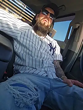Beardedtattood online show from 06-24-26, 11:09