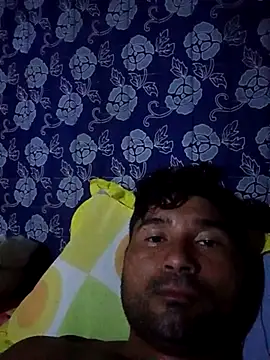 Snapshot of Diogo100 chatting on 12-23-25, 08:34 Diogo100 online show from 12-23-25, 08:34