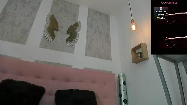 zhamira 21 online show from 03-06-26, 08:05