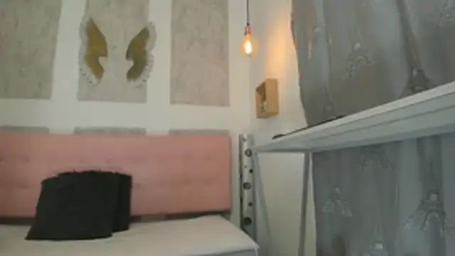 zhamira 21 online show from 03-15-26, 08:04