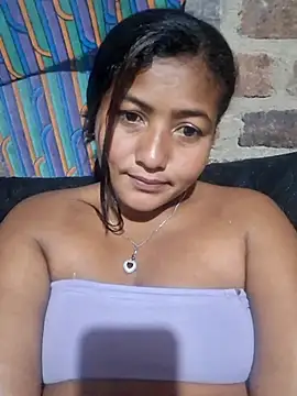 Snapshot of nilson2902 chatting on 07-05-26, 04:19 nilson2902 online show from 07-05-26, 04:19