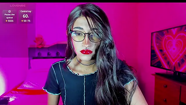 Snapshot of Lararose01 chatting on 12-02-24, 04:20 Lararose01 online show from 12-02-24, 04:20