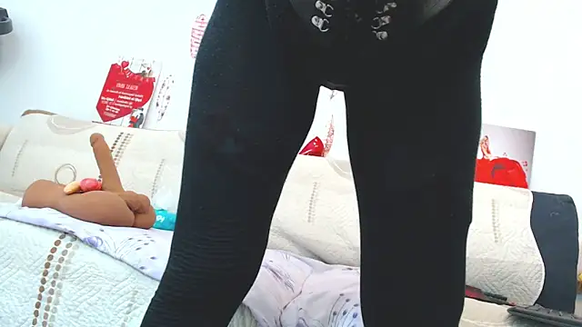 Snapshot of ForeverBarbie_ chatting on 03-23-25, 05:43 ForeverBarbie  online show from 03-23-25, 05:43