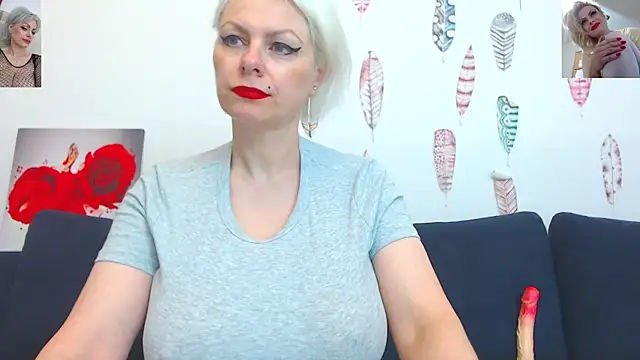 ForeverBarbie  online show from 07-09-26, 01:42