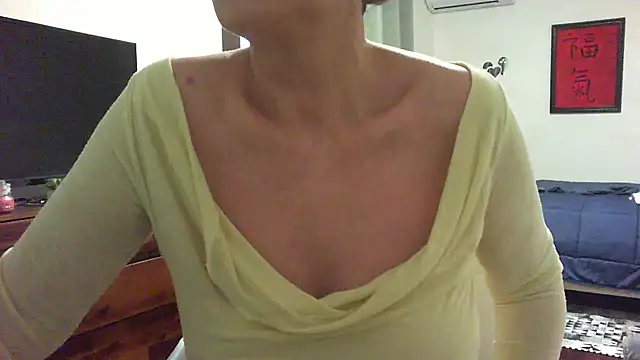   Angel78   online show from 04-12-26, 02:44