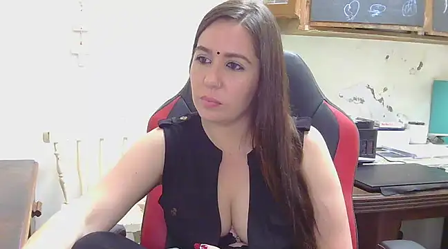 Kiara zoya online show from 12-22-24, 06:59