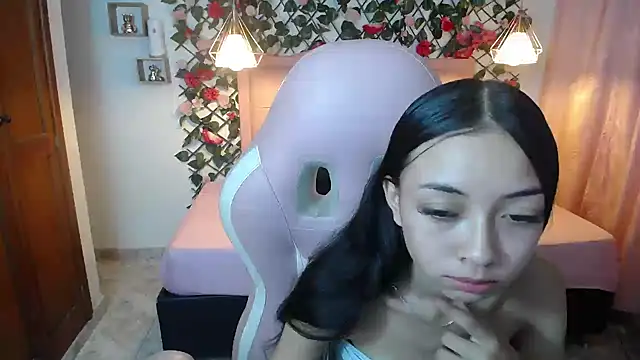 Snapshot of NathaliaSweet_11 chatting on 12-19-24, 01:51 NathaliaSweet 11 online show from 12-19-24, 01:51