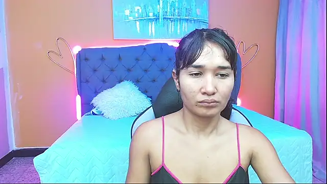 Snapshot of aliceroma chatting on 01-13-25, 04:41 aliceroma online show from 01-13-25, 04:41