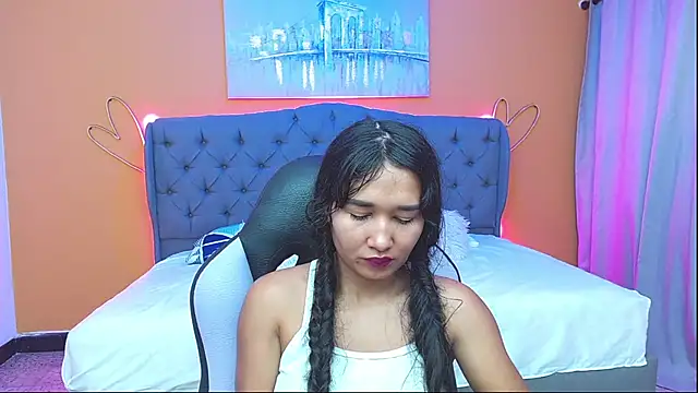 Snapshot of aliceroma chatting on 02-05-25, 02:37 aliceroma online show from 02-05-25, 02:37