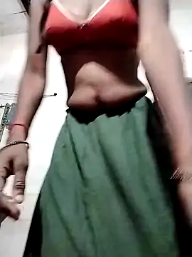 Snapshot of MAAYRA0809 chatting on 02-21-25, 04:48 MAAYRA0809 online show from 02-21-25, 04:48