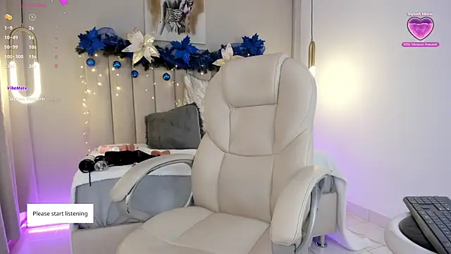 Snapshot of Sophia_Clark8 chatting on 12-03-24, 10:51 Sophia Clark8 online show from 12-03-24, 10:51