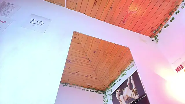 Naia x online show from 02-05-26, 08:02