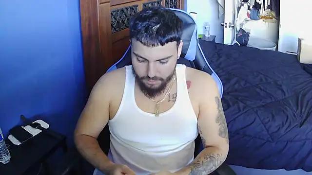 Snapshot of MasterKvn chatting on 03-19-25, 07:27 MasterKvn online show from 03-19-25, 07:27