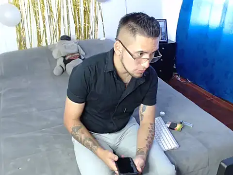 Snapshot of Jeiison_duf chatting on 12-02-25, 07:31 Jeiison duf online show from 12-02-25, 07:31