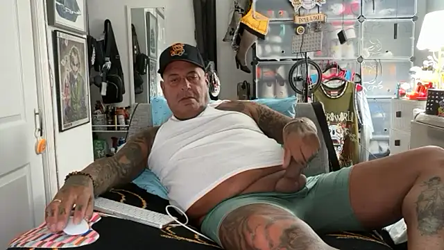 joeytatts66 online show from 10-31-25, 01:28