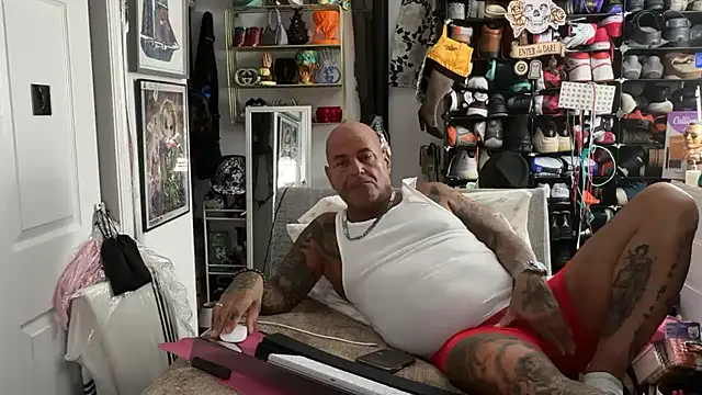 joeytatts66 online show from 02-14-26, 03:25