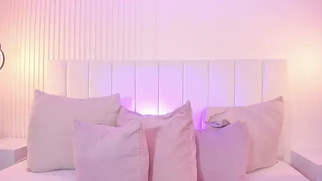 natali henao online show from 03-11-25, 09:59