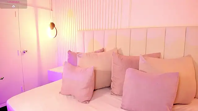 natali henao online show from 09-24-25, 09:18