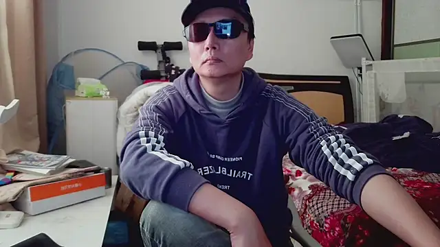 hotkaier online show from 03-27-26, 06:41